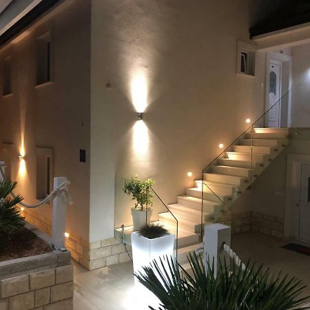 Perla Hvar Aparthotel 伊万多拉克 外观 照片