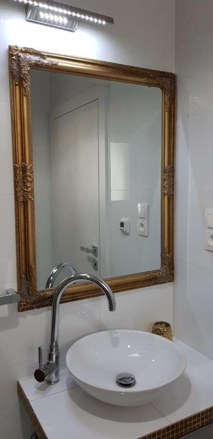 Perla Hvar Aparthotel 伊万多拉克 外观 照片